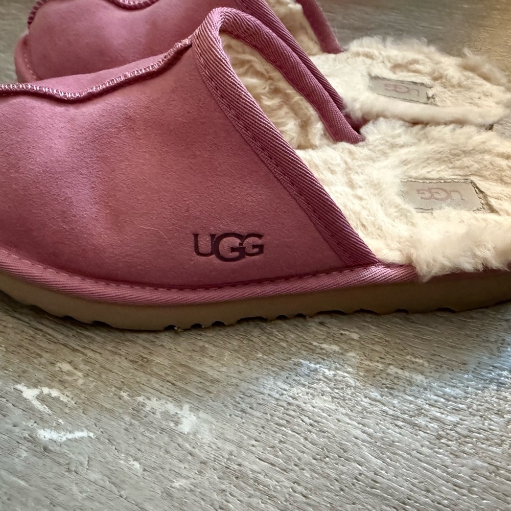 UGG Mauve keegan Slippers